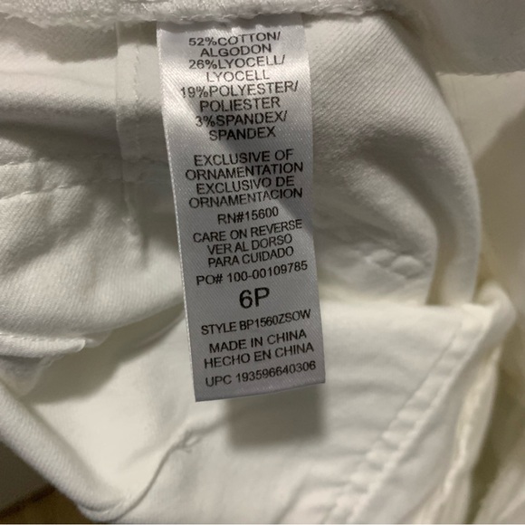 Democracy Ab-solution white jeans size 6P - Picture 9 of 11